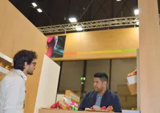 The Pitahaya exporters Association of Ecuador attended Fruit Attraction as their first international exhibition with Paul Riera and Remigio Villavicencio. Their members export 1 million keg’s of red and white fleshed dragon fruit per year.